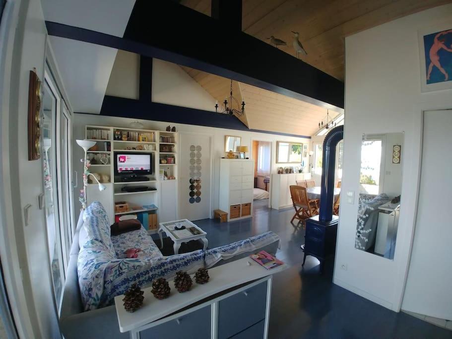 Lakefront. Appartement Pieds Dans L'Eau. View And Direct Access To The Lake. Anthy-sur-Leman Exterior photo